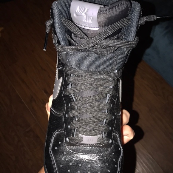 Air Force 1 - Picture 2 of 3